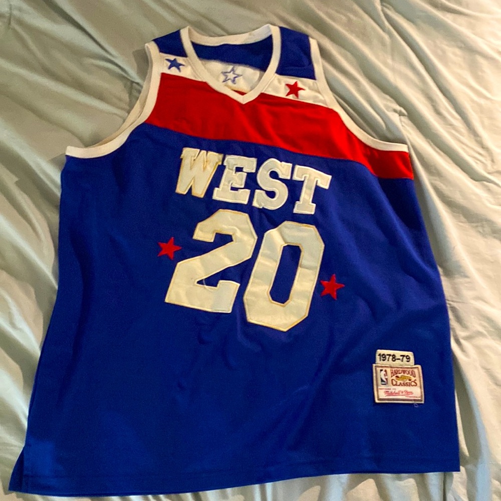 A very used NBA Hardwood Classics Allstar West Lucas Number 20 Jersey